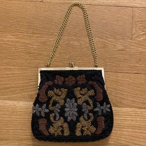 La Regale beaded pouch purse